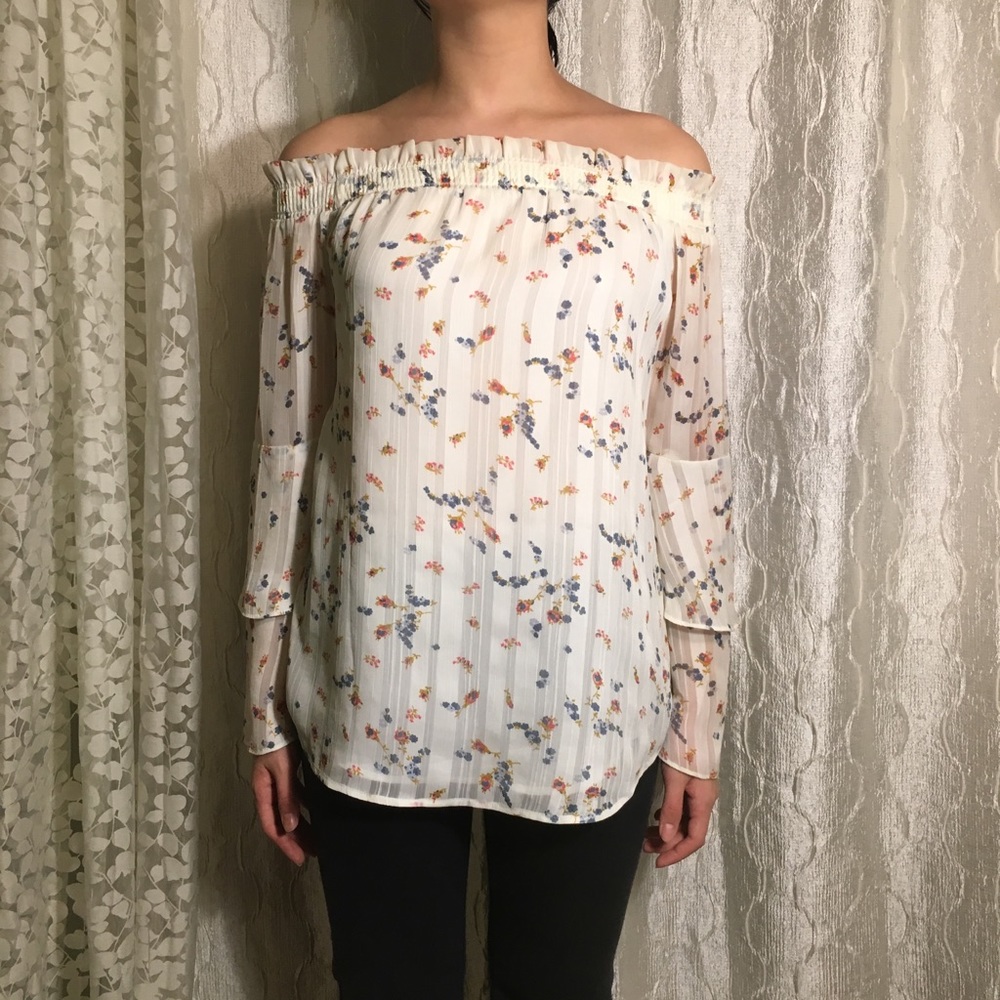 WAYF top—never worn so brand new condition.